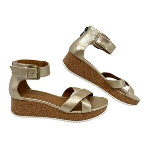 Adrienne Vittadini Gold Tan Ankle Strap Sandals | Size 7.5